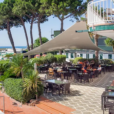 Hotel Gabriella 3*